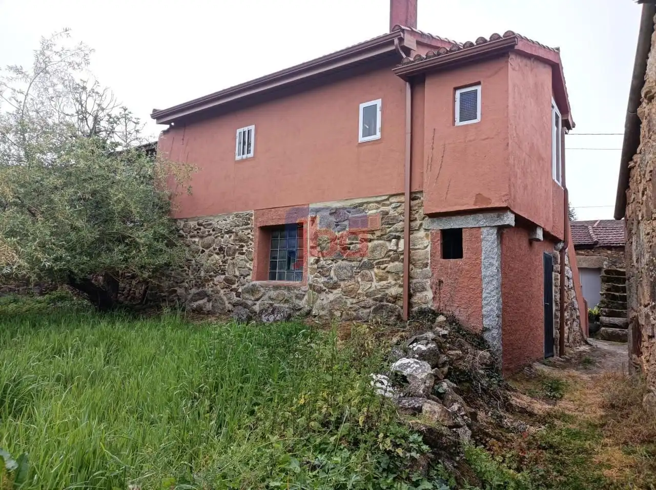 Vista exterior de Casa o chalet en venta en A Merca   con Calefacción, Trastero y Amueblado