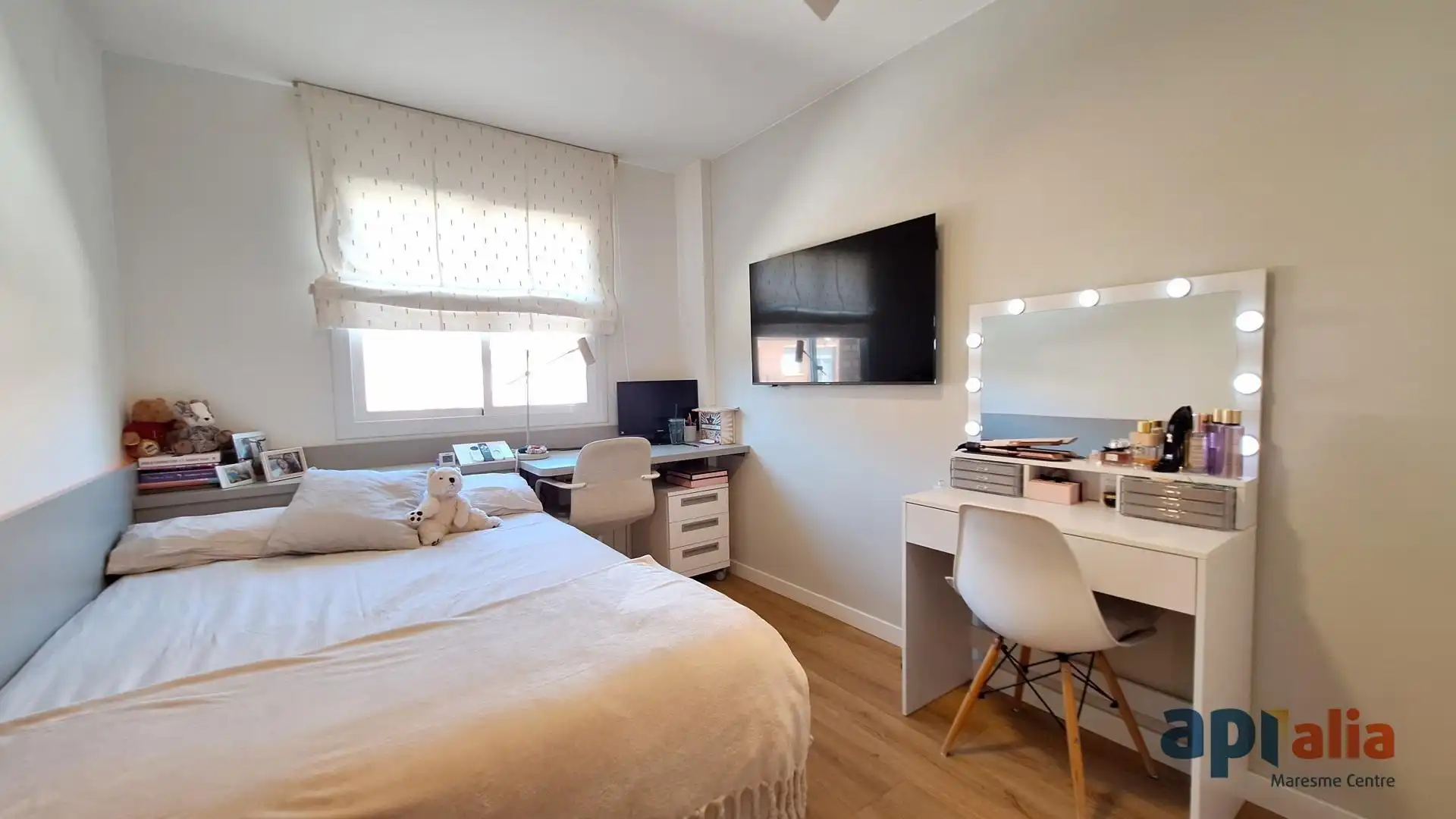 Schlafzimmer von Einfamilien-Reihenhaus zum Verkauf in Vilassar de Mar mit Klimaanlage, Heizung und Privatgarten