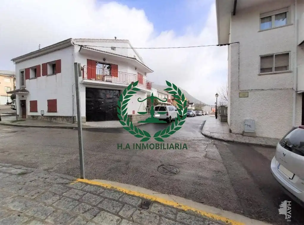 Exterior view of Commercial properties for sale in Bustarviejo