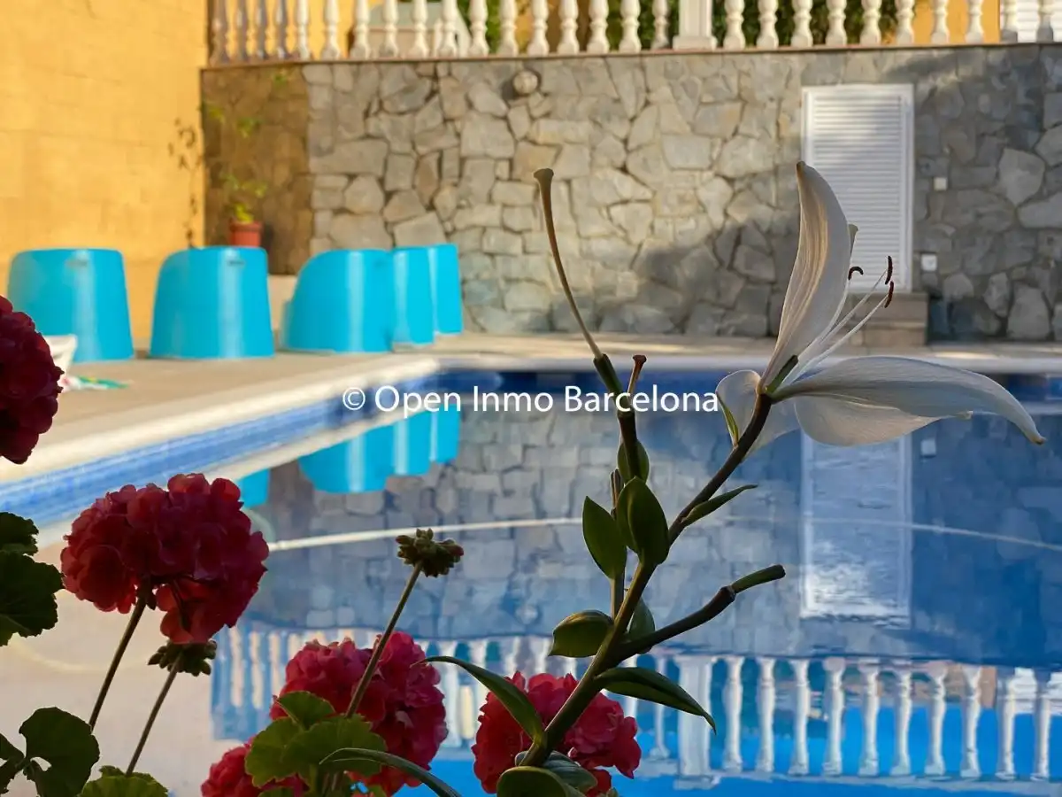 Houses for sale in Avenida MONTSENY, Mas d'En Serra - Els Cards