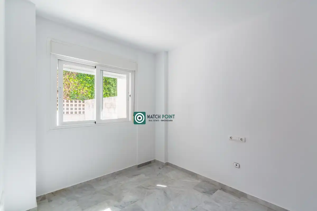 Bedroom of Detached homes for sale in Almuñécar