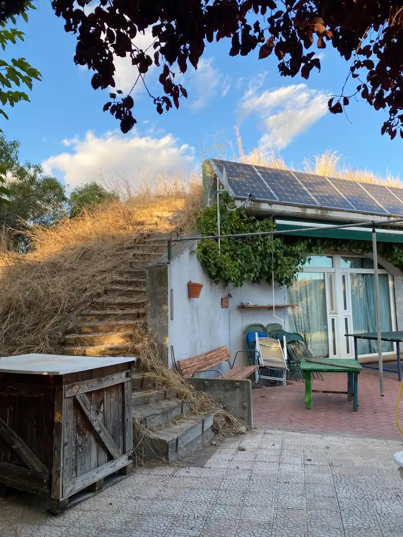 Vista exterior de Finca rústica en venda en Valoria la Buena amb Jardí privat i Piscina