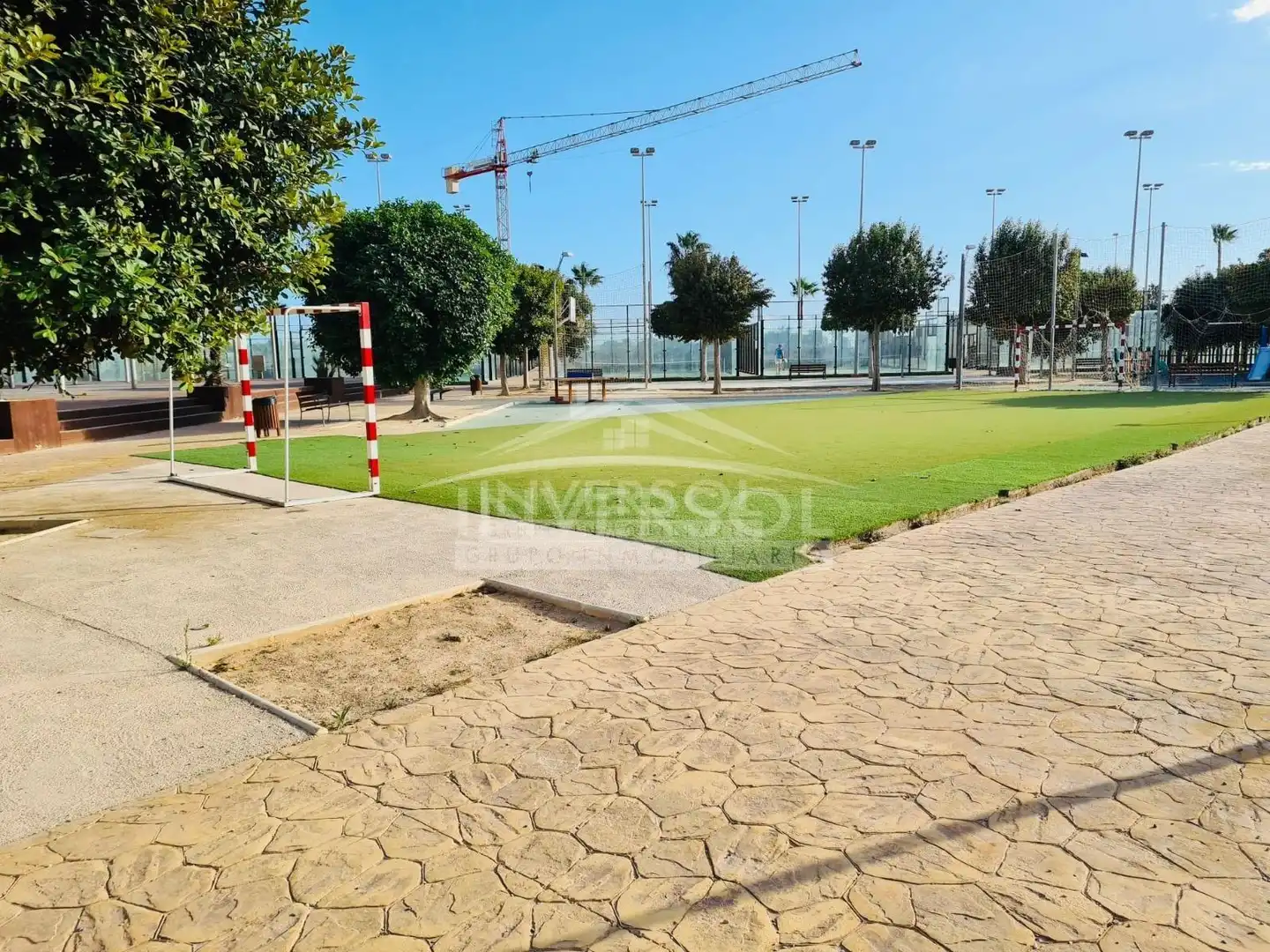 Casa adosada en venda en El Ejido amb Jardí privat, Terrassa i Piscina comunitària