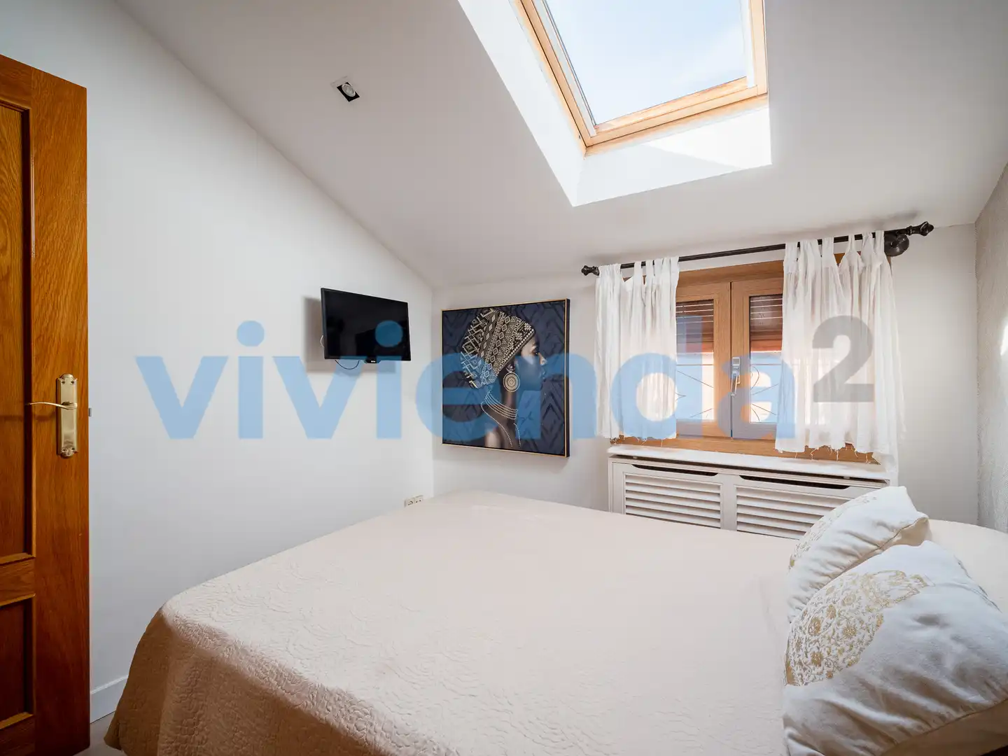 Schlafzimmer von Wohnung zur Miete in Madrid mit Klimaanlage und Heizung