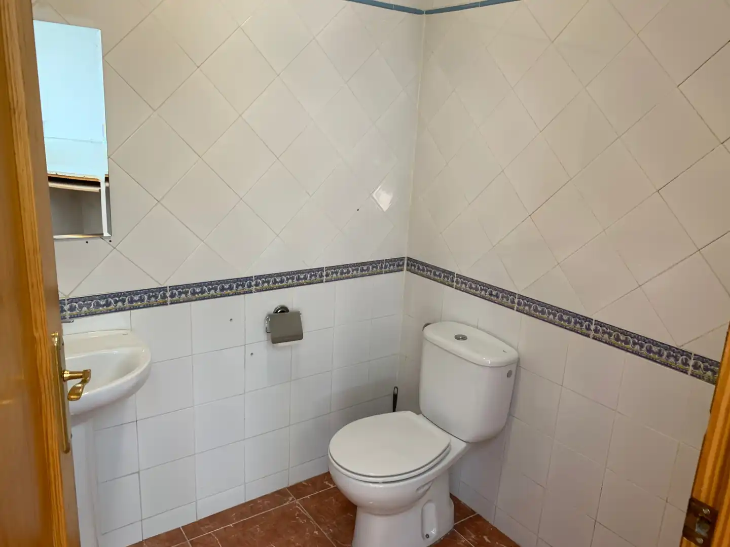 Commercial properties for sale in Avenida de Andalucía, 138, Urbanización Santa Rosa
