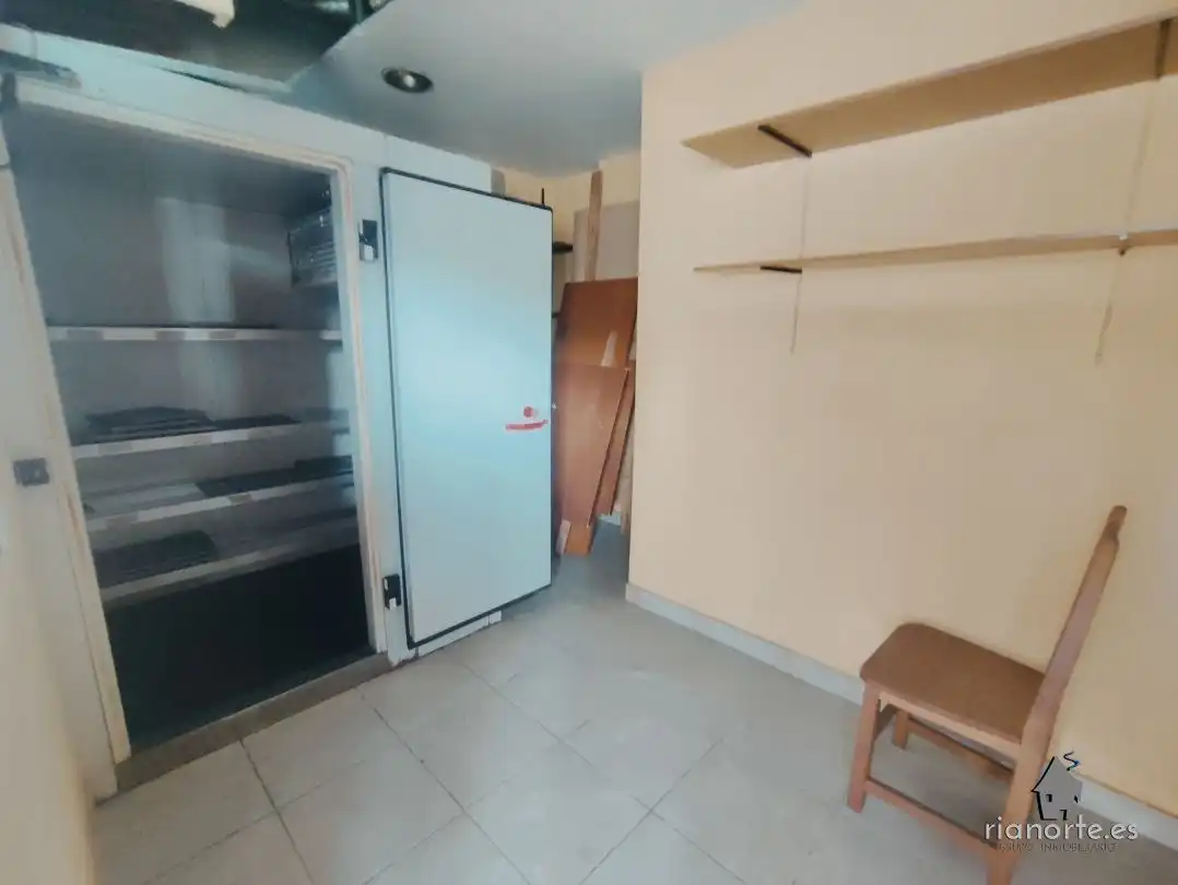 Cuina de Local en venda en Langreo amb Aire condicionat