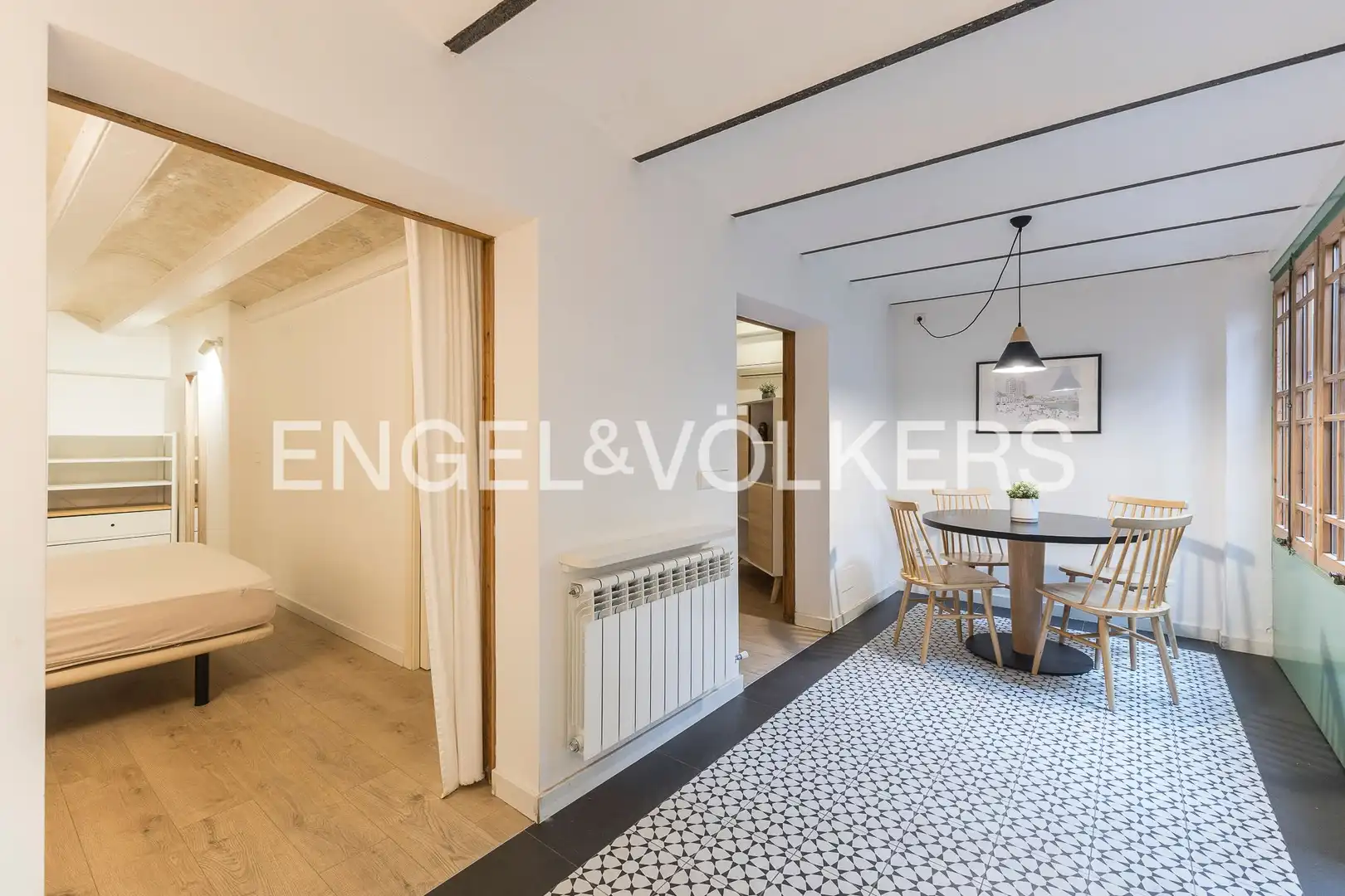 Vista exterior de Piso en venta en Barcelona con Aire acondicionado, Calefacción y Terraza