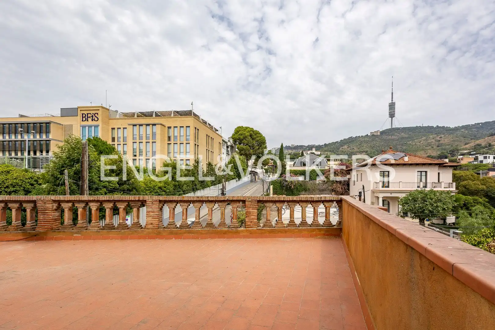 Terrassa de Casa o xalet de lloguer en Barcelona amb Aire condicionat, Calefacció i Jardí privat