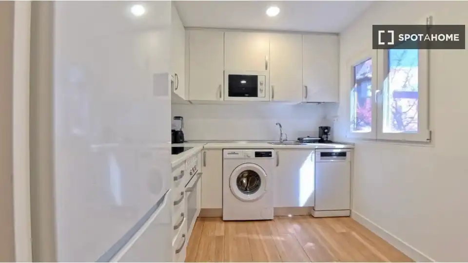 Appartement à louer à Ciudad Lineal, imagen 11