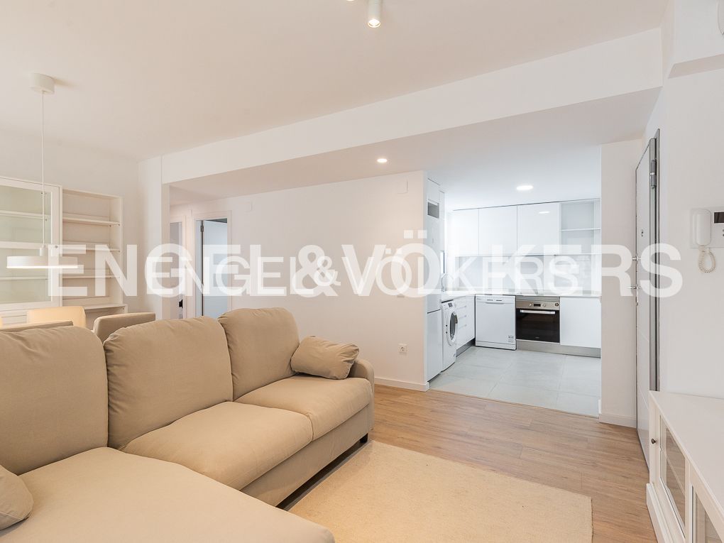 Sala de estar de Apartamento de alquiler en  Valencia Capital con Aire acondicionado, Calefacción y Parquet