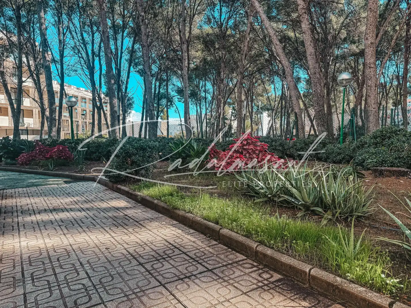 Vista exterior de Piso en venta en Salou con Calefacción, Terraza y Amueblado