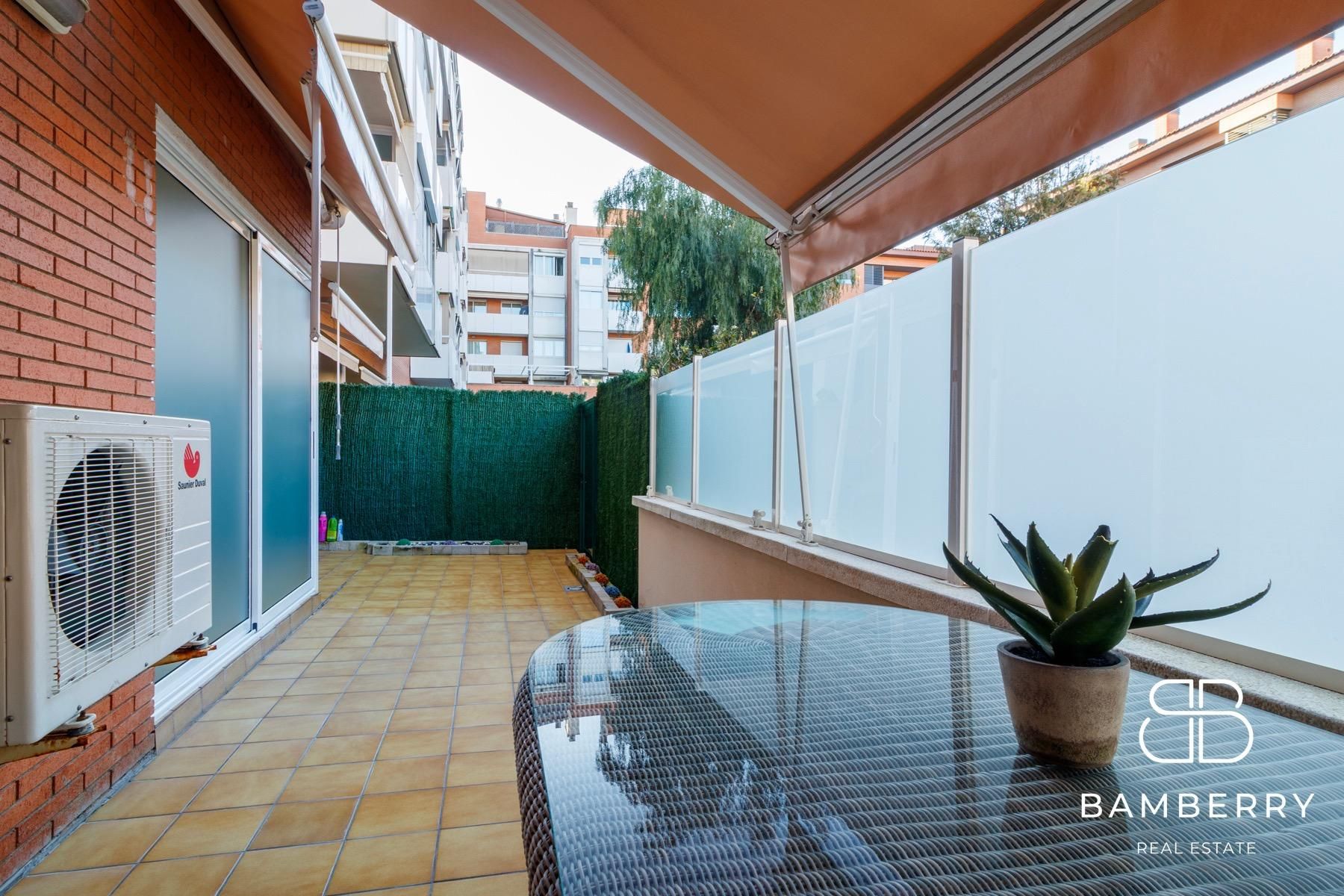 Terrace of Flat for sale in Castelldefels  with Air Conditioner, Private garden and Parquet flooring