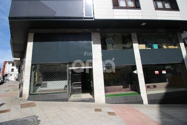 Local comercial en Alquiler en Centro