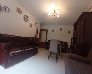 Sala d'estar de Pis de lloguer en Salamanca Capital amb Calefacció