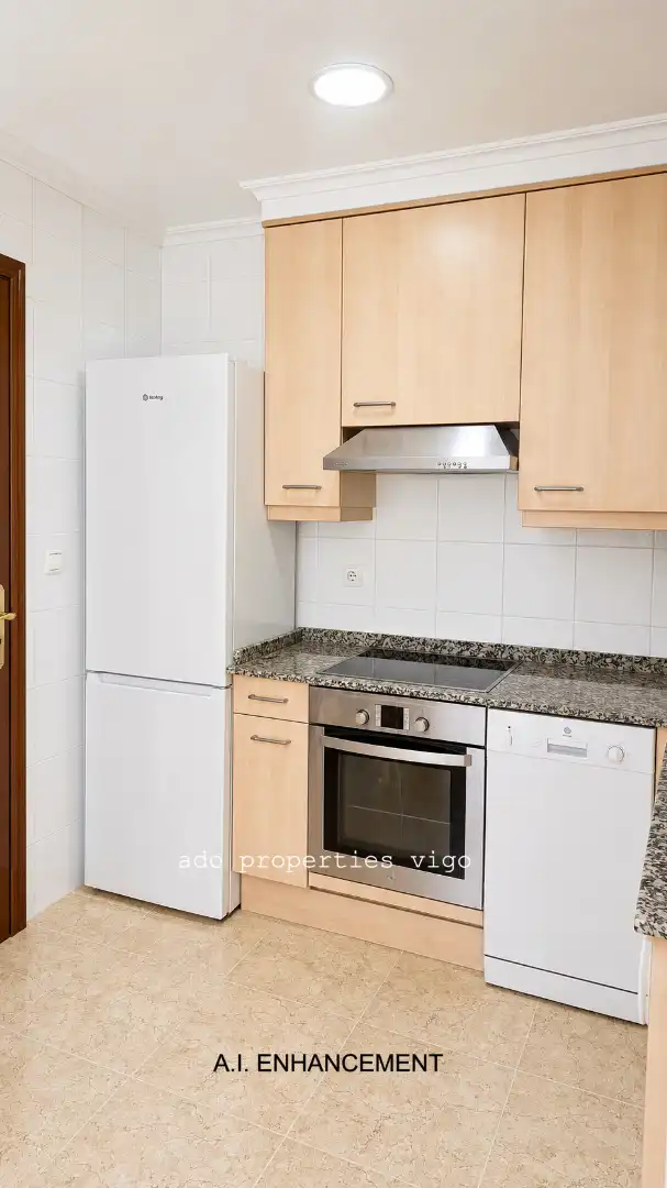 Kitchen of Flat for sale in Vigo   with Heating and Furnished