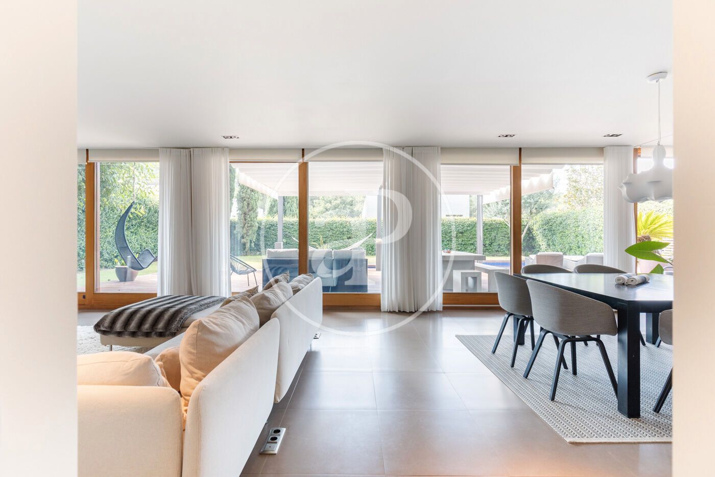 Living room of House or chalet for sale in Sant Cugat del Vallès  with Air Conditioner, Heating and Private garden