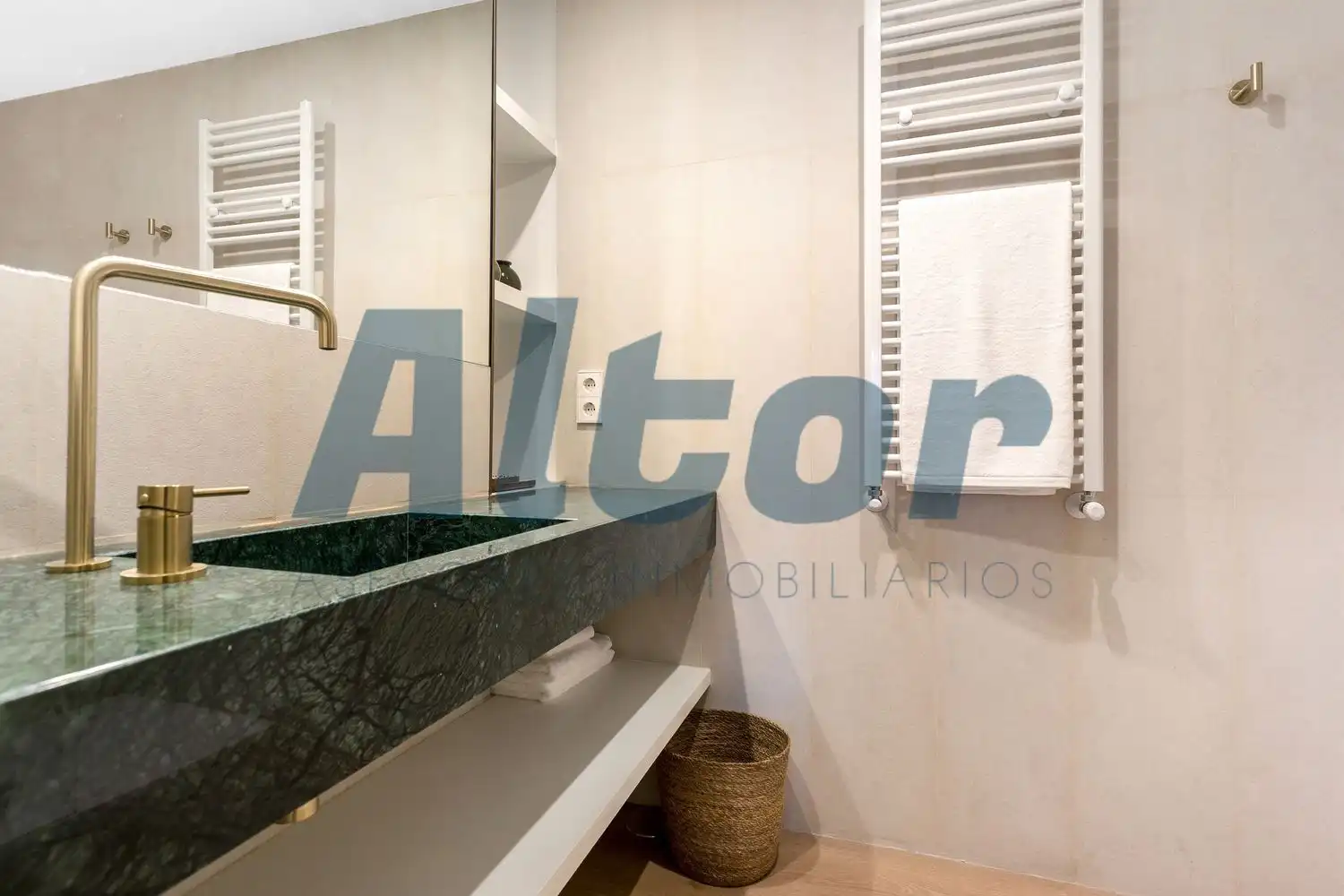 Flat with lift for sale in DE PEREZ GALDOS, imagen 23