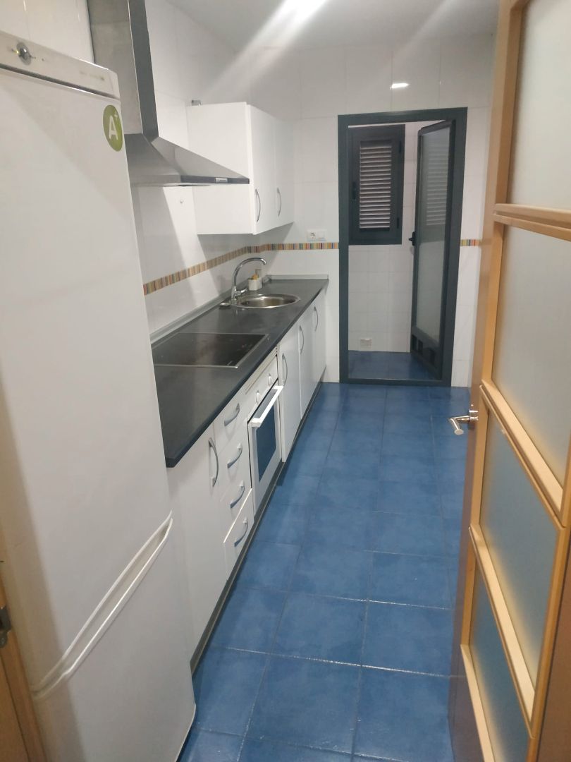 Kitchen of Flat to rent in Badajoz Capital  with Heating, Furnished and Oven