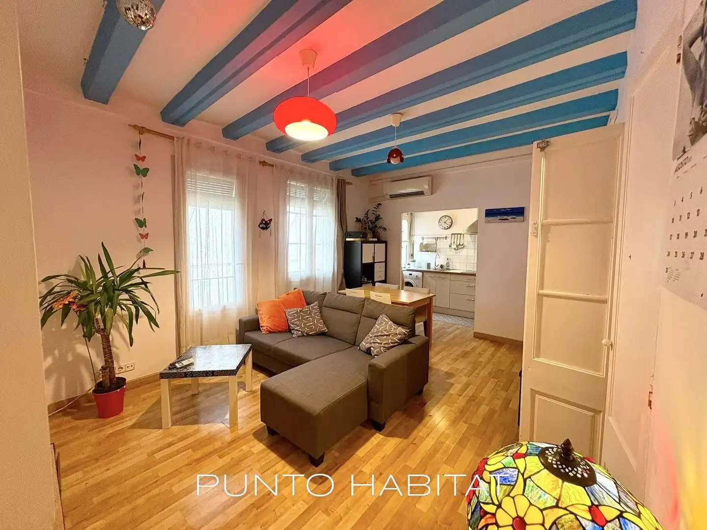 Sala de estar de Piso en venta en Barcelona con Aire acondicionado, Parquet y Balcón