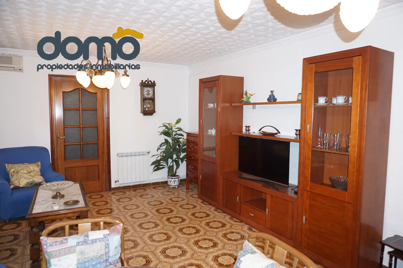 Sala de estar de Piso para compartir en Granada con Amueblado, Horno y Lavadora