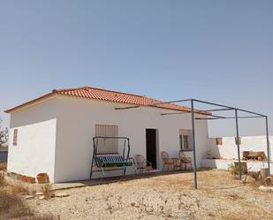 Vista exterior de Finca rústica en venda en Villanueva de la Concepción amb Traster