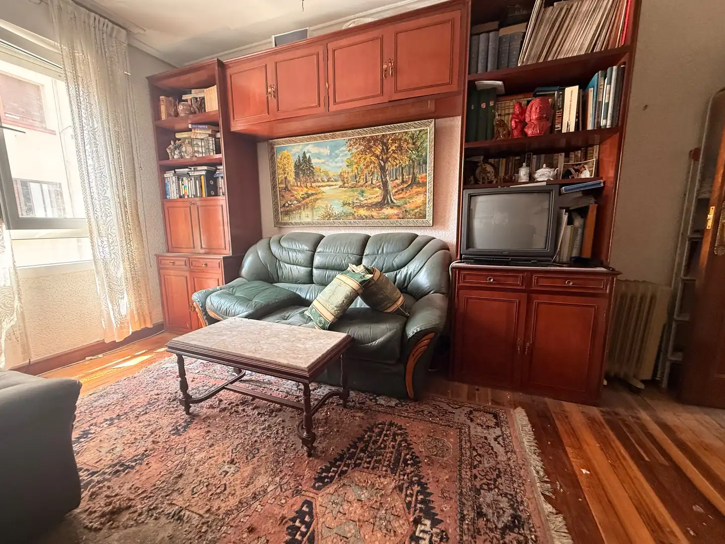 Wohnzimmer von Wohnung zum Verkauf in Barakaldo  mit Heizung, Abstellraum und Balkon