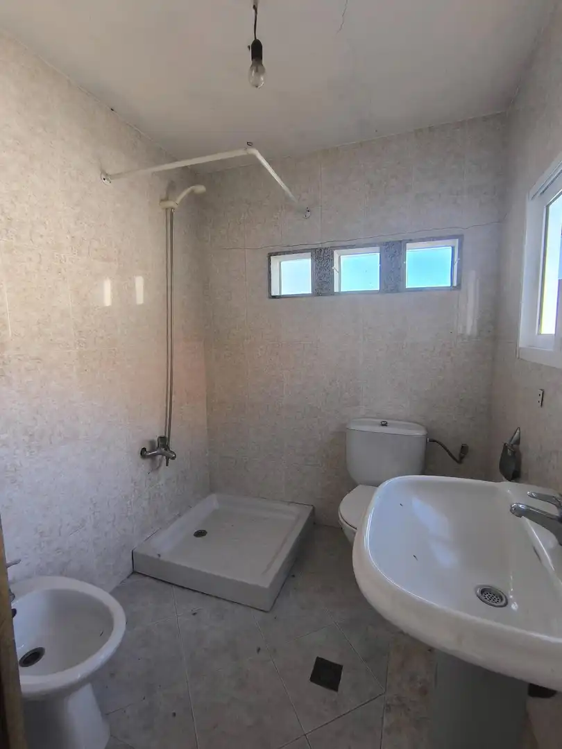 Baño de Casa o chalet en venta en Santiago de Compostela  con Alarma