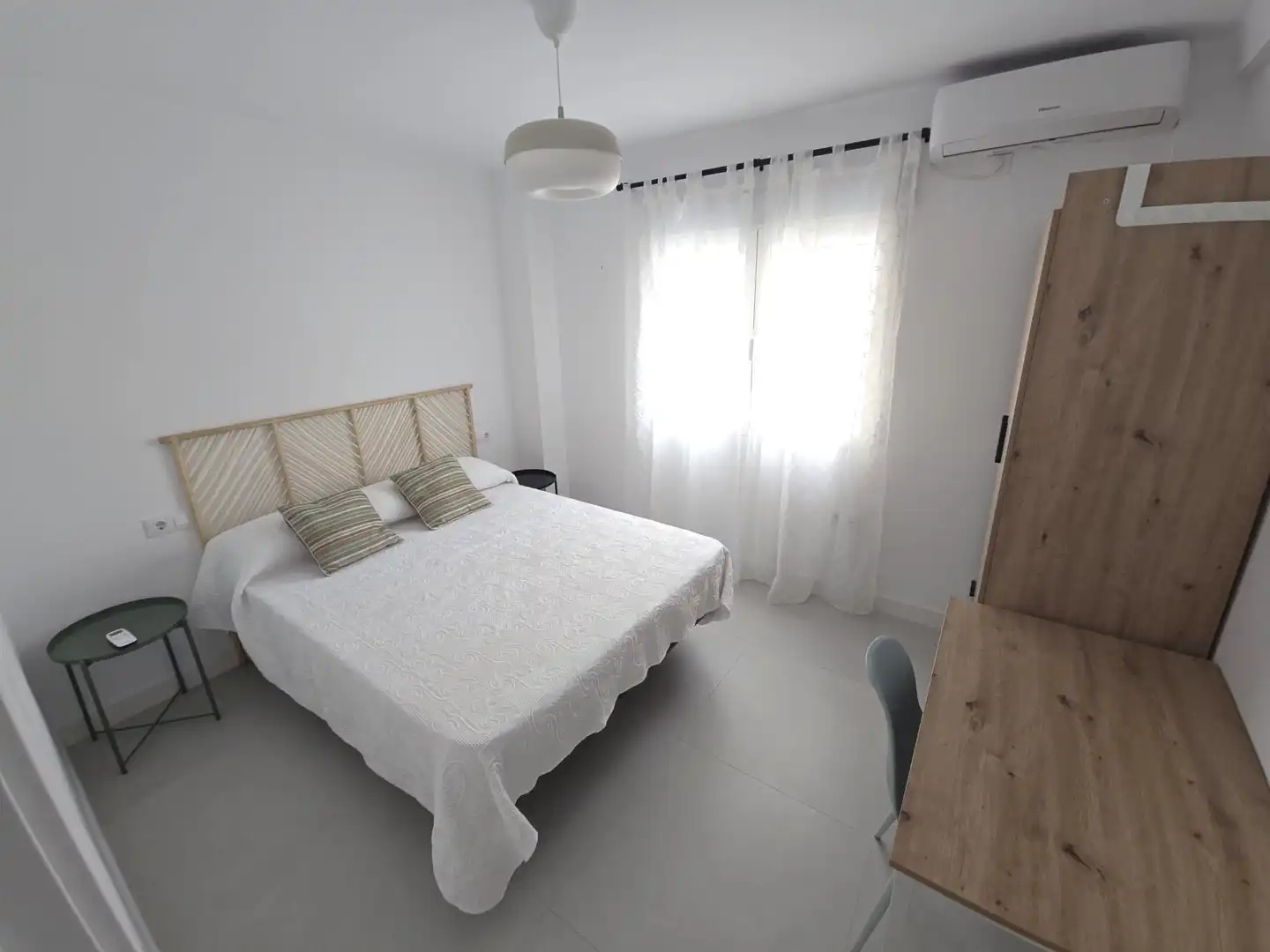 Bedroom of Flat for rent in Cáceres  with Air Conditioner, Terrace and Furnished