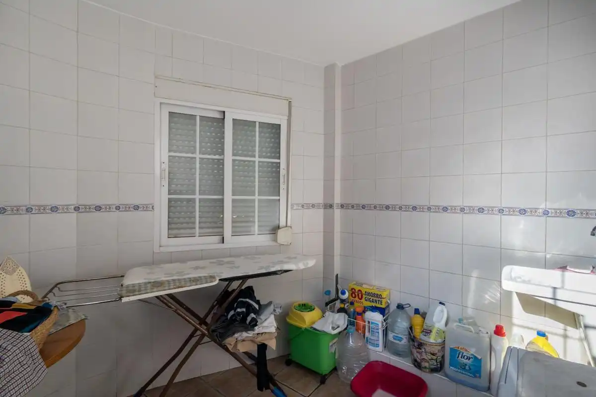 Bany de Casa o xalet en venda en Albolote amb Calefacció, Jardí privat i Terrassa