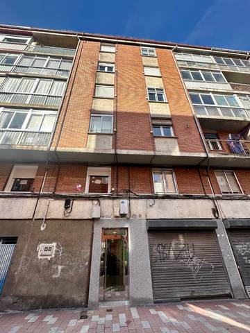 Piso en Venta en Calle de la Virgen de la Saleta, 6 en Rondilla