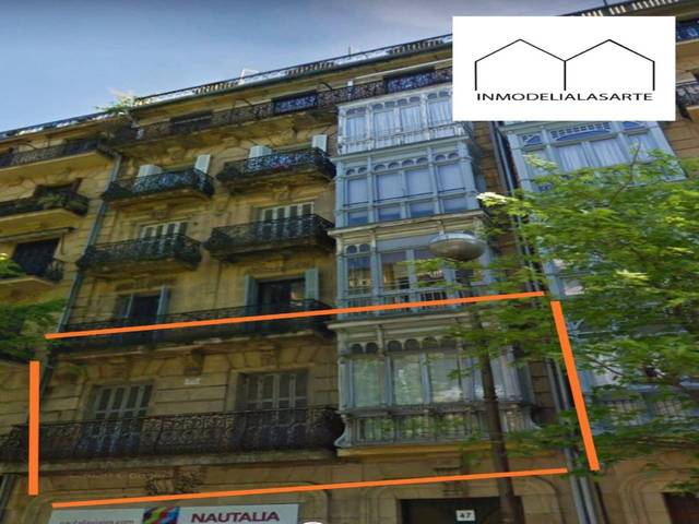 Piso en Venta en Calle urbieta, 44 en Área Romántica