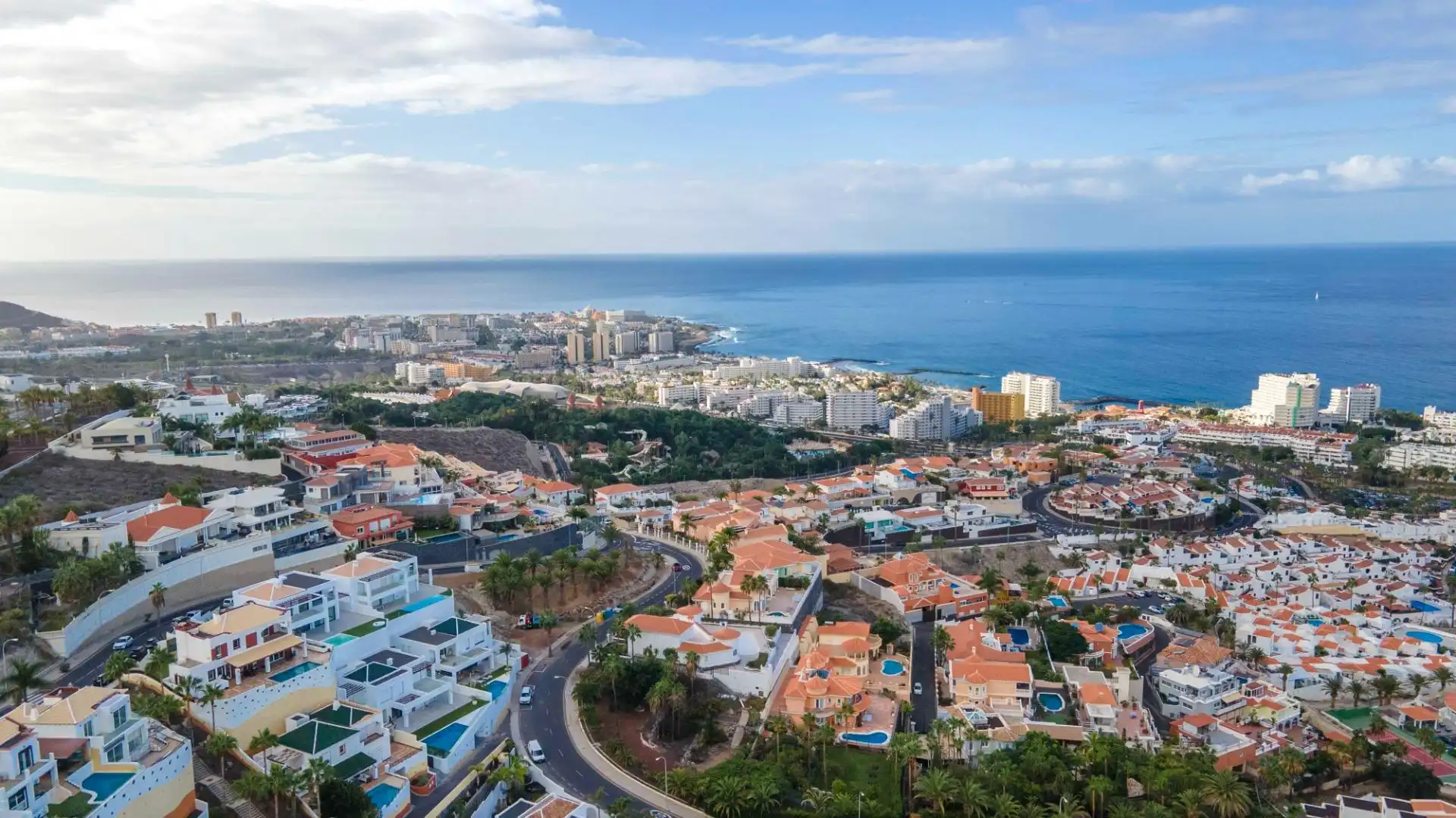 Vista exterior de Apartamento de alquiler en Adeje con Aire acondicionado, Terraza y Amueblado