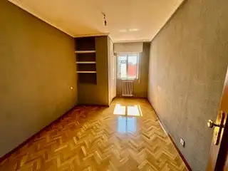 Schlafzimmer von Maisonette zum Verkauf in León Capital  mit Heizung und Parkett