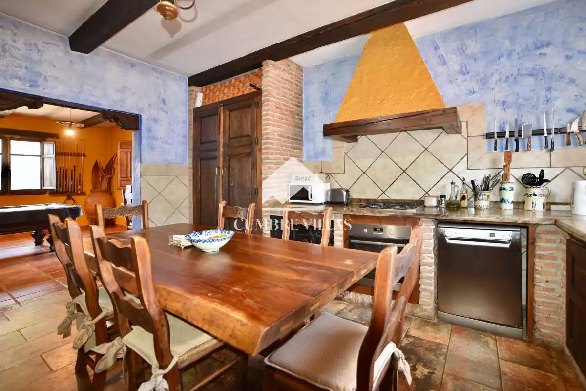 Küche von Country house zum Verkauf in Torrenueva Costa mit Privatgarten, Terrasse und Abstellraum