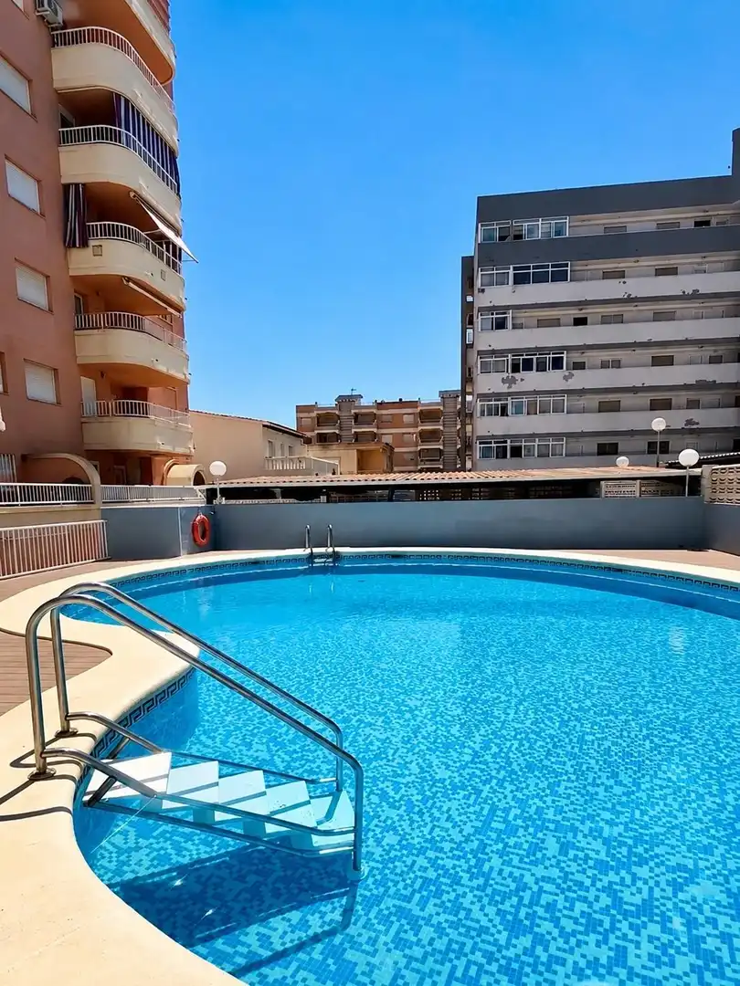 Piscina de Estudi en venda en Daimús amb Terrassa, Traster i Moblat