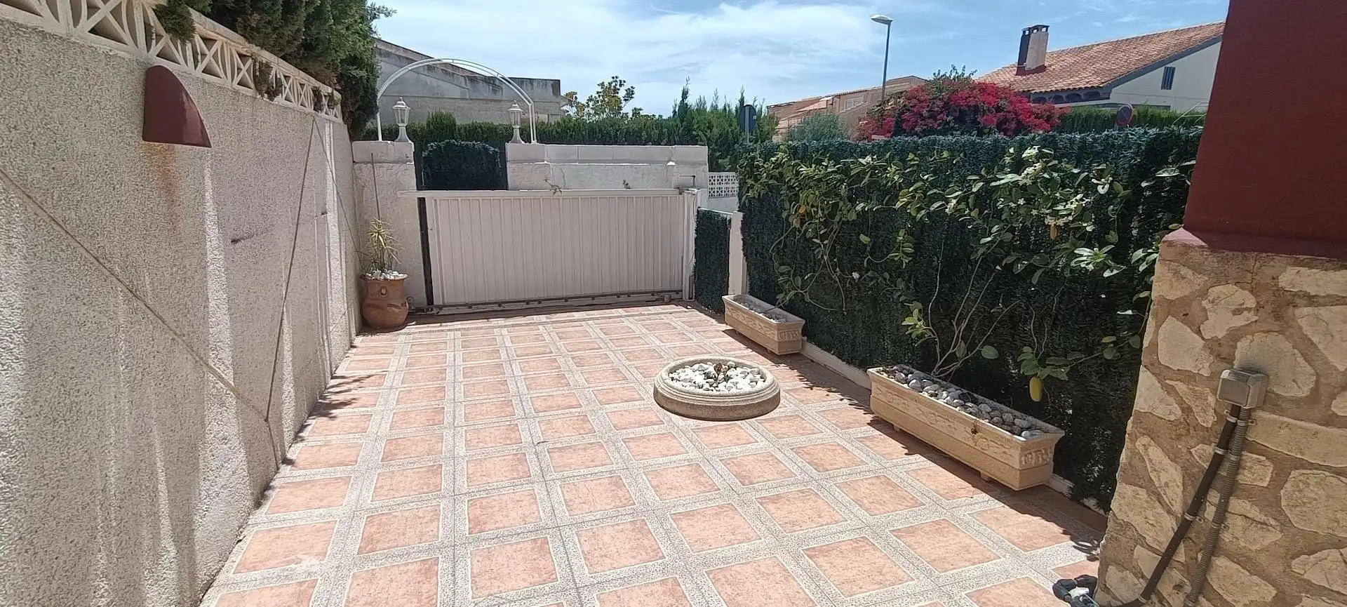 Terraza de Casa adosada en venta en La Nucia con Aire acondicionado, Calefacción y Jardín privado