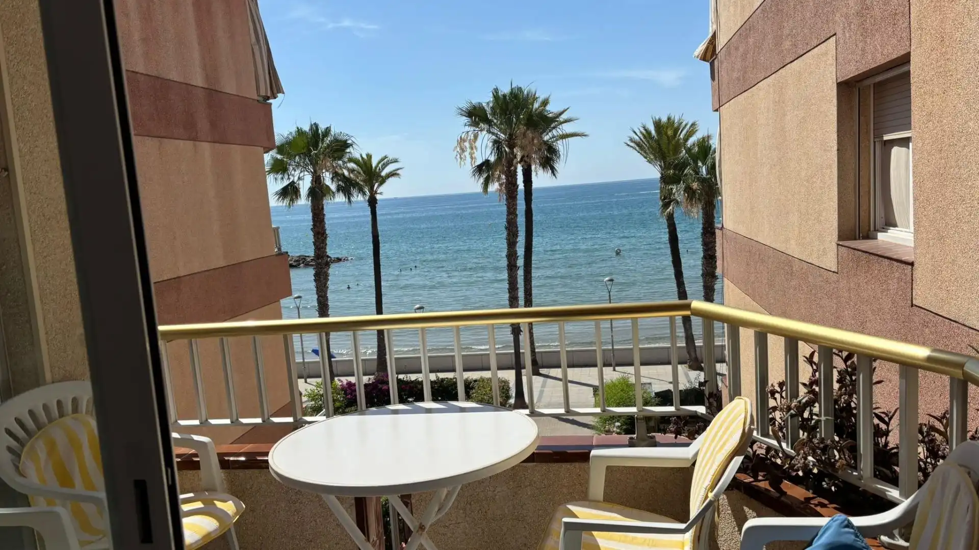 Balcony of Apartments for rent in Vilanova i la Geltrú