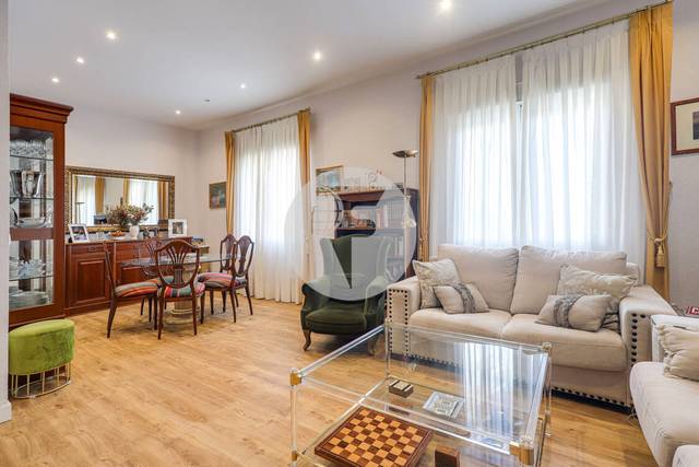 Piso en Venta en Ríos Rosas - Nuevos Ministerios