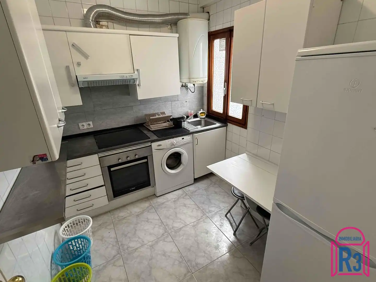 Kitchen of Flat for rent in León Capital   with Heating, Terrace and Furnished