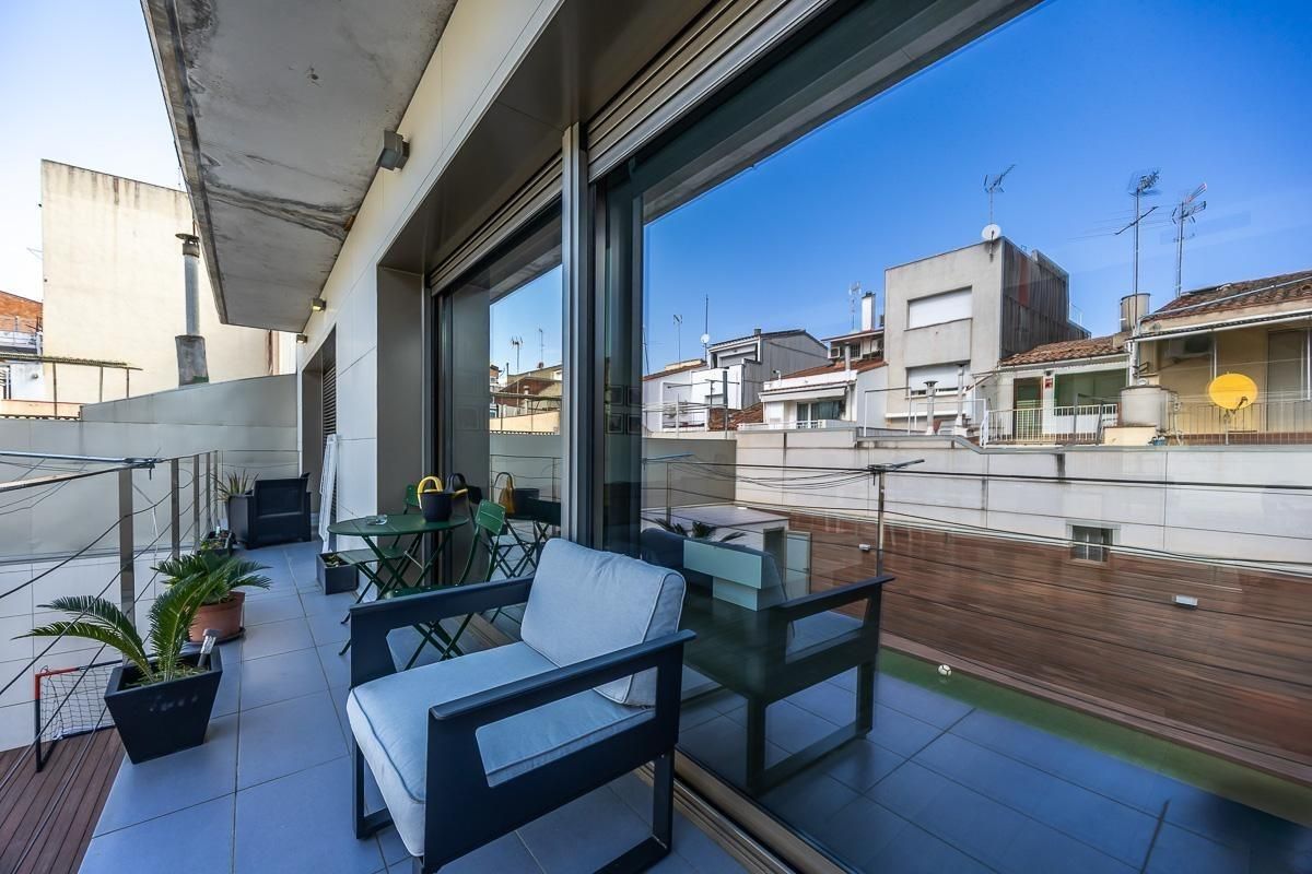 Terrassa de Casa o xalet en venda en Sabadell amb Aire condicionat, Calefacció i Jardí privat