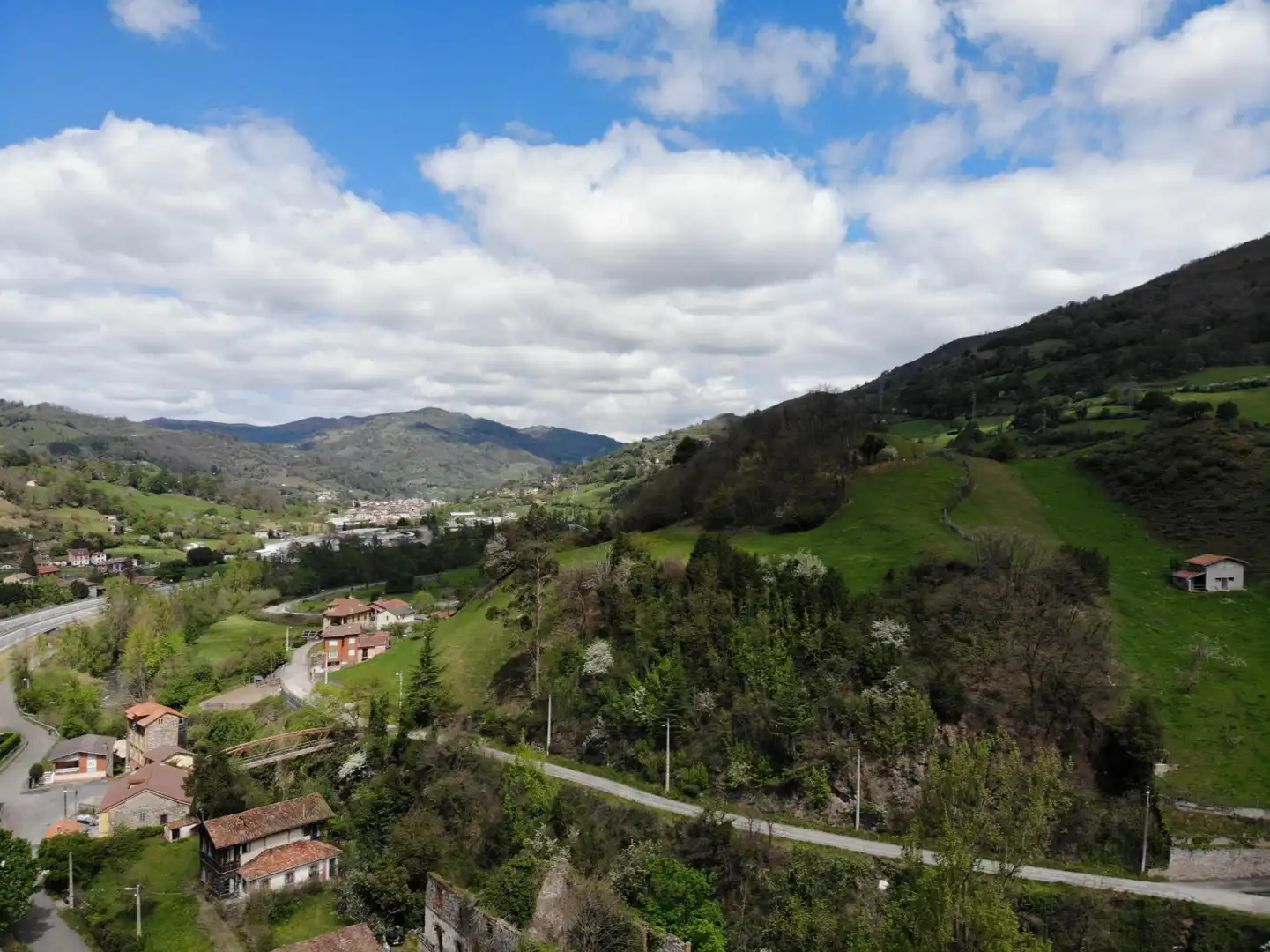 Residential for sale in Lena