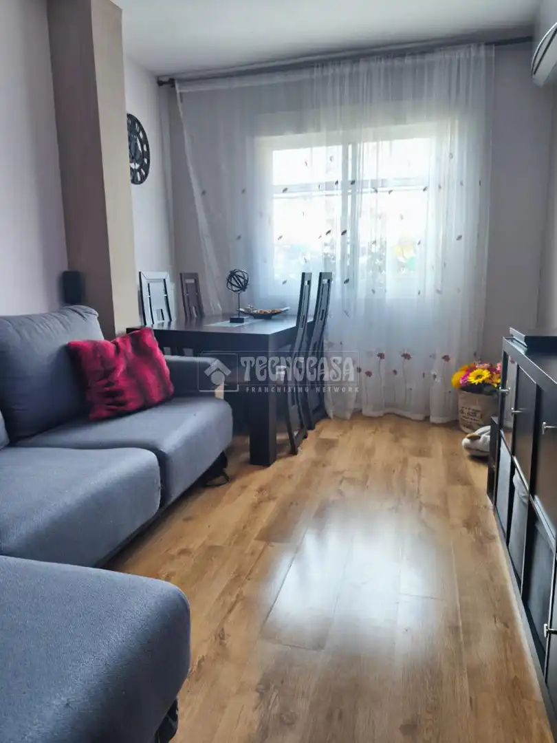 Living room of Flat for sale in Móstoles  with Air Conditioner and Heating