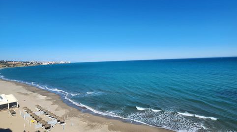 Foto 2 von Wohnung zur Miete in Paseo Marítimo Rey de España, Las Gaviotas - Carvajal, Fuengirola