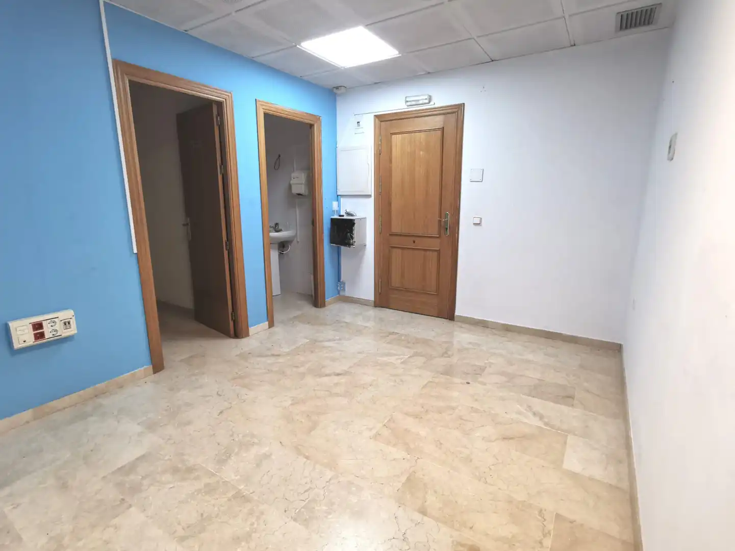 Office space with lift for sale in Calle Lobero 12, imagen 11