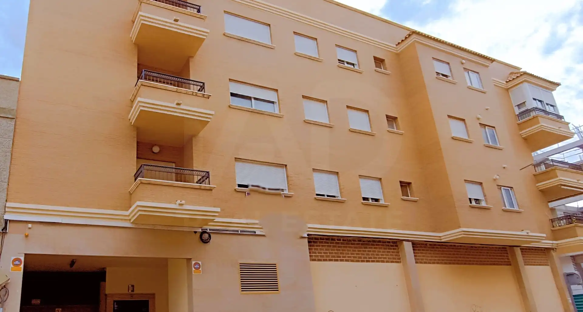 Piso con ascensor en venta en Torrellano, imagen 3
