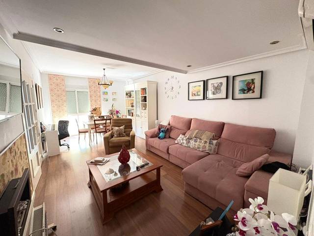 Casa-chalet en Venta en Nuevo Cáceres