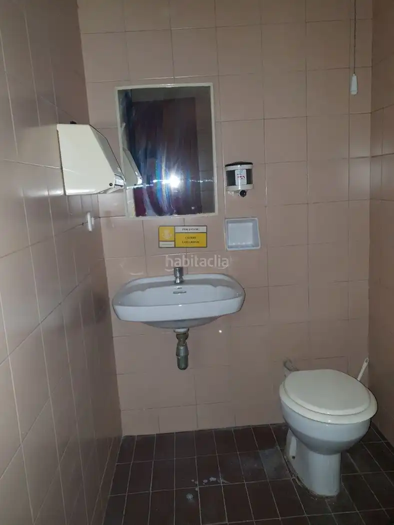 Local commercial à vendre à Carrer de Jaume Balmes 7, imagen 14