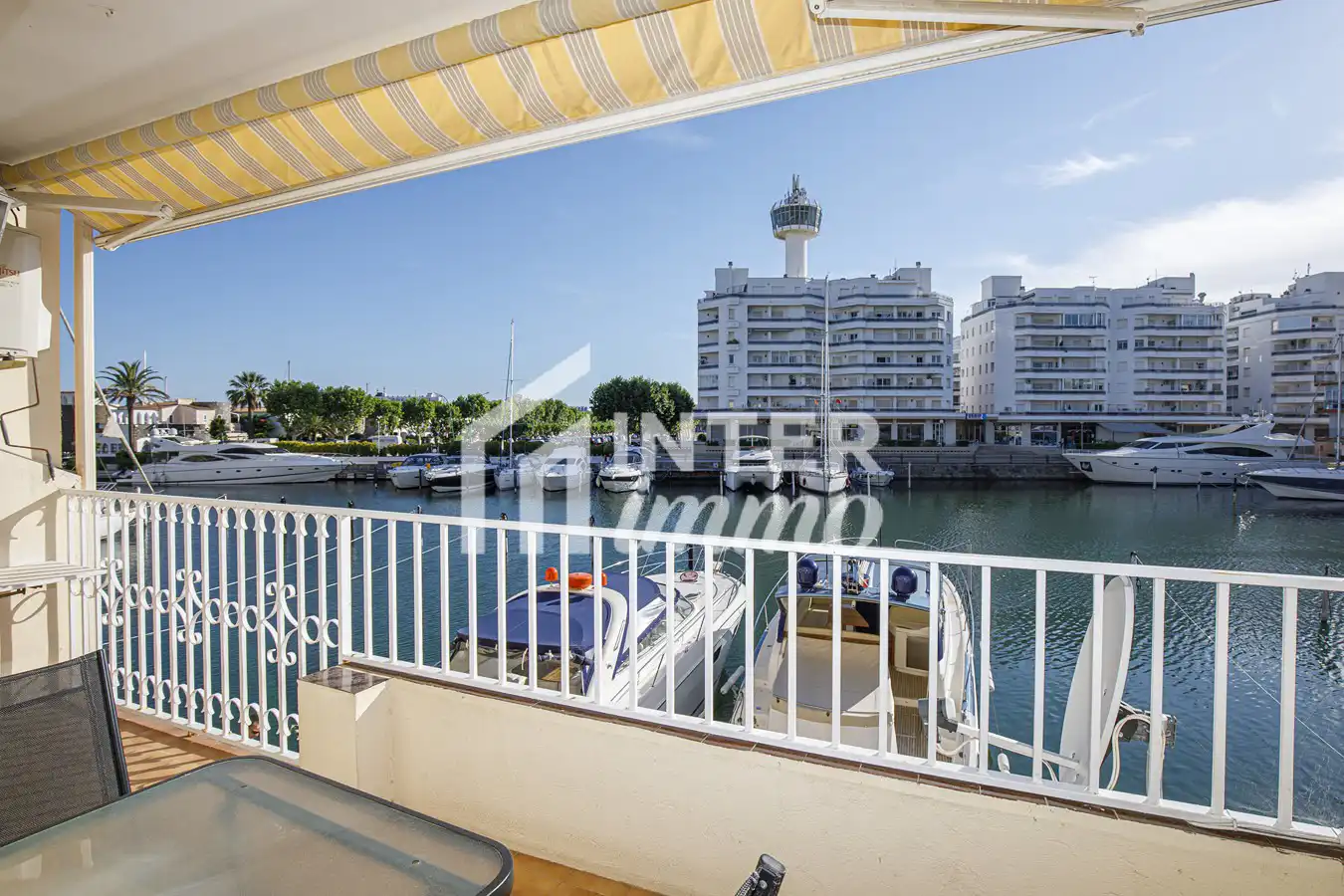 Apartamento con ascensor en venta en Sector Caballito de mar 64