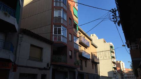 Foto 3 de Piso en venta en Calderon de la Barca, 23, 23, Mercat, Rubí