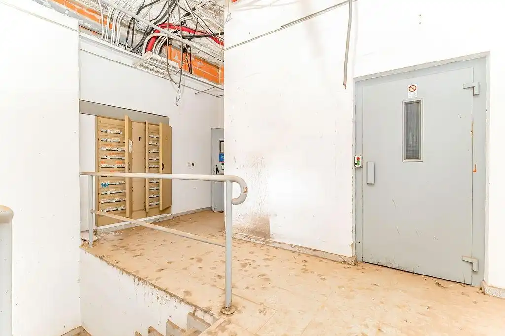 Gewerbefläche zur Miete in Casc Urbà, imagen 3